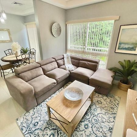Modern 3 Bedroom Condo In Private Community #8 Petit Valley Exterior foto